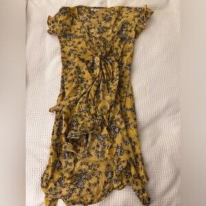 Yellow Floral Tie Front  Short Sleeve Maxi Dress